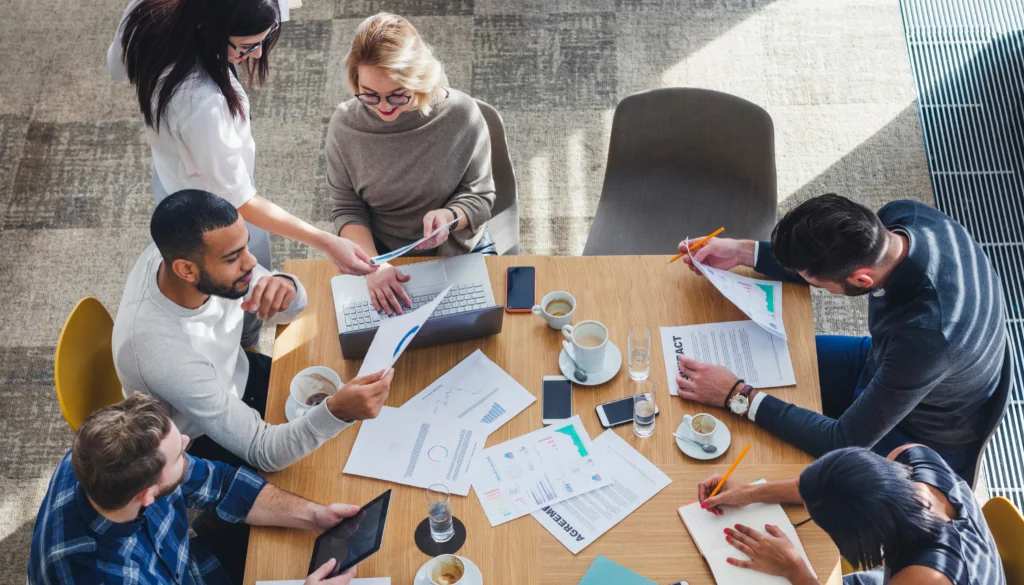 10 روش جذب سرمایه برای استارتاپها و کسبوکارهای نوپا