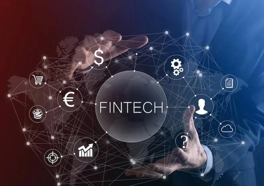 مقایسه بانکداری سنتی و فین تک: کدام گزینه بهتر است؟