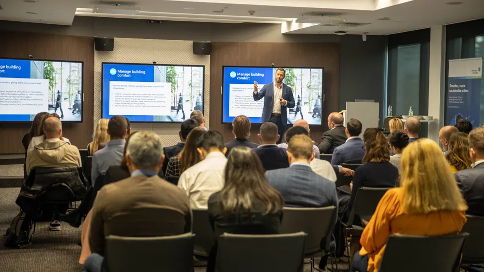 مرکز نوآوری و اتصال بین استارتاپ ها و سرمایه گذاران در دنیای کسب و کار امروز، دیگر رشد و پیشرفت صرفا با منابع سنتی امکان پذیر نیست. اکوسیستم های نوآورانه، فضاهایی